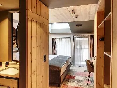 Derby Szálloda 3*